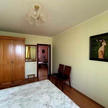 Продам 2кім.квартиру вул.Грушевського,парк Перемоги,м.Бровари SL