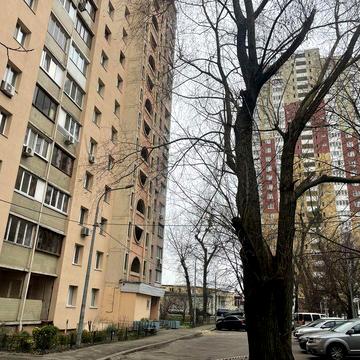 Оренда 3-к Виноградарь,пров.Квітневий 1Б