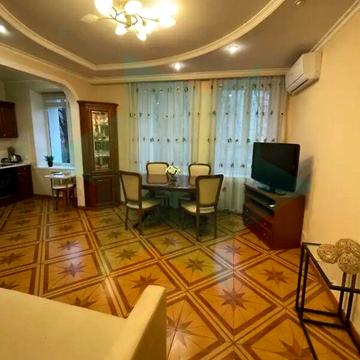 Довгострокова оренда 1к Квартира Єфремова Сергія вулиця