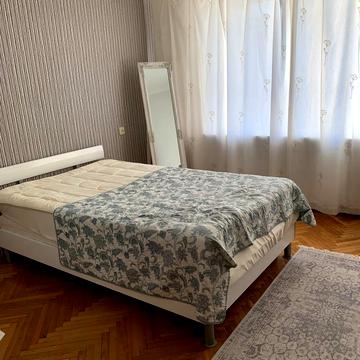 Леоніда Первомайського вул., 4