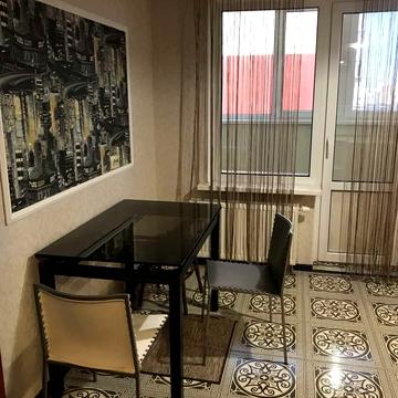 Ясинуватський пров., 11