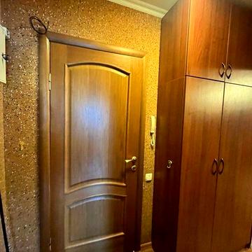 Сдам на Бульваре Славы 2 х ком квартиру.