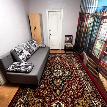 Богдана Хмельницького просп. (Героїв Сталінграда), 8-А