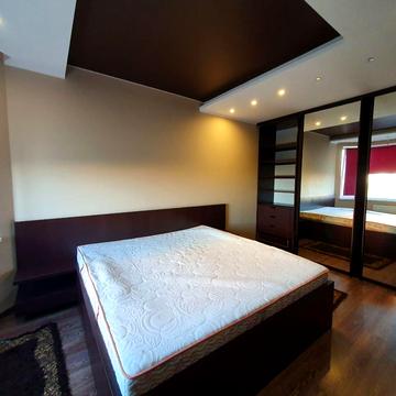 Середньофонтанська вул., 19в