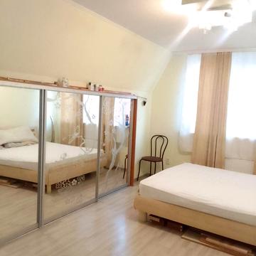 Голубяча вул., 10