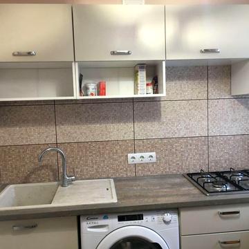 Гетьмана Павла Полуботка вул. (Попудренка), 32