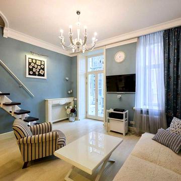 вул. Десятинна, 1/3 Без %