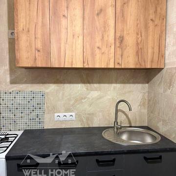 Мілютенка вул., 42-А