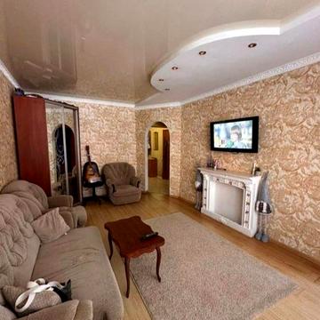 Продам 2 кімн.кв.в елітному  будинку в центрі