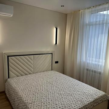 Міклоша Берчені вул., (Будинок)