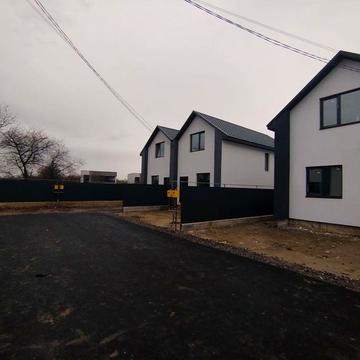 Продаж 2-поверхового дуплекса