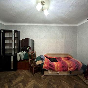 Здаю в оренду 2к квартиру вул.Валова 11