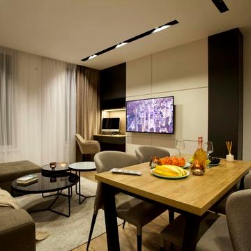 Регенераторна вул., 12