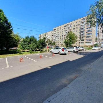 Здам в оренду  1 кімнатну квартиру .  Проспект Юності.