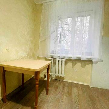 (13) Продам 2х кімнатну квартиру в Чорноморську