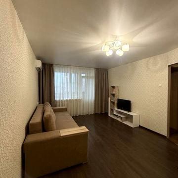 Михайла Котельникова вул., 87