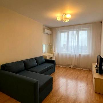 Феодосійська вул., 3-В