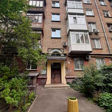 Рене Декарта вул. (Кулібіна), 4/2