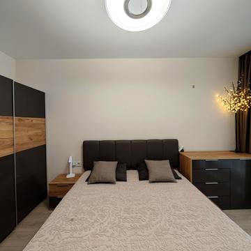 Педагогічна вул., (Будинок)