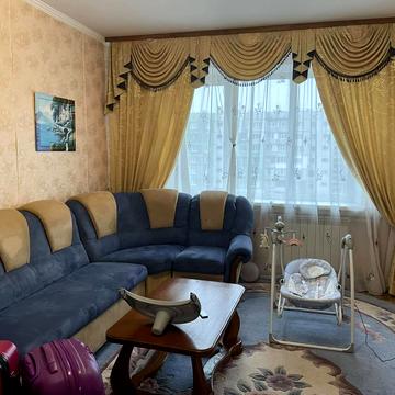 Героїв Крут вул. (Черепіна), 42