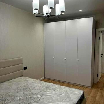 Дніпровська набережна вул., 15-К