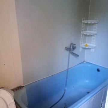 Оренда 1/2 в центрі міста.