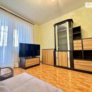 Довгострокова оренда 1к Квартира Наукова (Шишкіна) вулиця