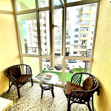 Продаж квартира ЖК велика британія з двома балконами , ближній центр ЖК Велика британія