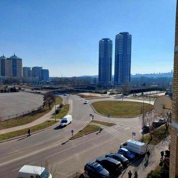 Оренда 3 кімн. квартири вул Микільсько-Слобідська 4В метро Лівобережна