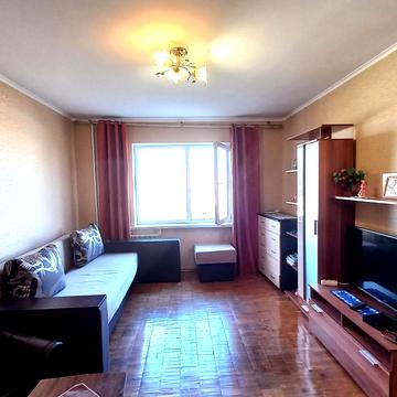 Оноре де Бальзака вул., 8-Б