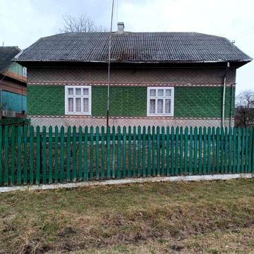 Чарівний будинок у мальовничому Чернихові!