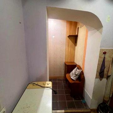 Продам Гостинку   С Балконом