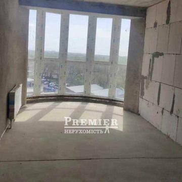 Продам трикімнатну квартиру з власним АОГВ