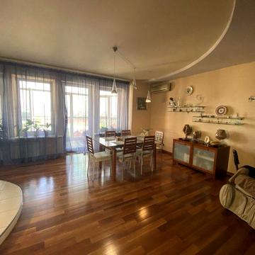 Ильенко ( Мельникова) 83 Д. Лукьяновка. Центр. комиссии для покупател ЖК Ильенко 83 Д