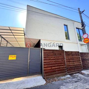 Продам Таунхаус,р/н Неоплаза