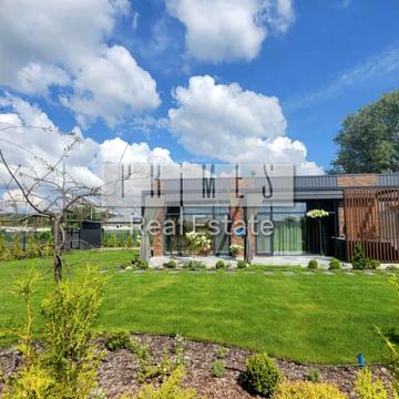 Лугова вул.