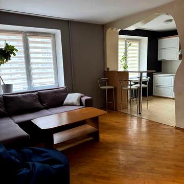 Соборності 19. Студія + окрема кімната. Довгострокова, власник