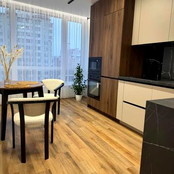 Бельведерська вул., 32-Б