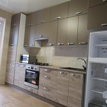 Павела Йозефа Шафарика вул. (), 1