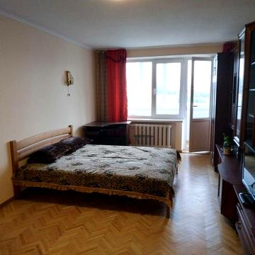 Здам 1к квартиру на вул. Генерала Воробьева 12б. метро Вокзальна.