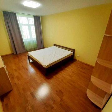 1 к. квартира 47 м2 на Осокорках, улица Чавдар, 9.