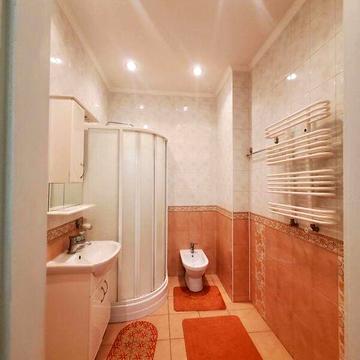 Довгострокова оренда 3к Квартира Митрополита Андрея вулиця