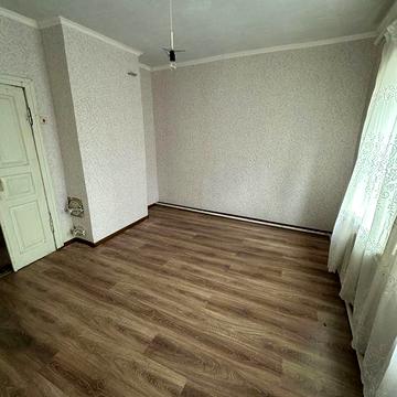 Продам половину будинку