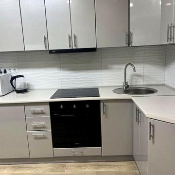 Сдам квартиру в ЖК Рогатинский метро Центр.рынок