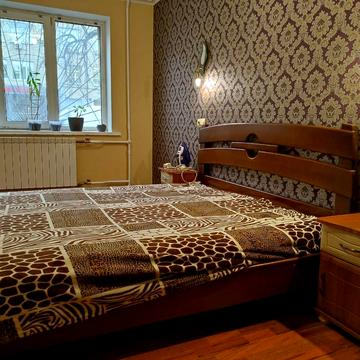 Олександра Довженка вул., 12