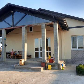 Ивана Франка, 16