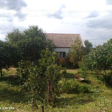 Продаж будинку у селі.