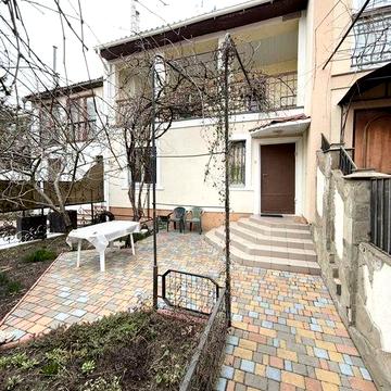 Сдам тёплый и компактный дом с видом на море  в Совиньоне 1