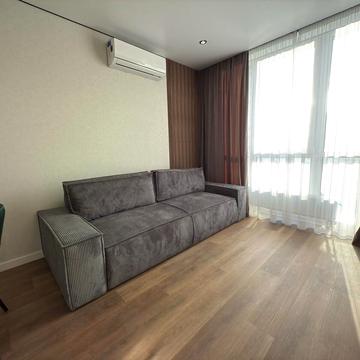 Європейського Союзу просп. (Правди), 49