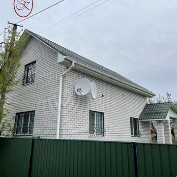 Чудовий будинок для комфортного проживання.